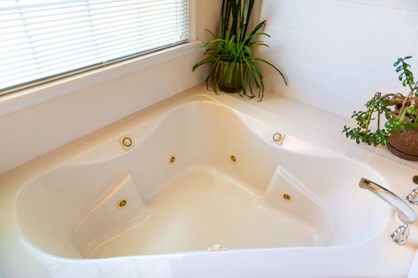 Soaking Tub Installation in Franklin