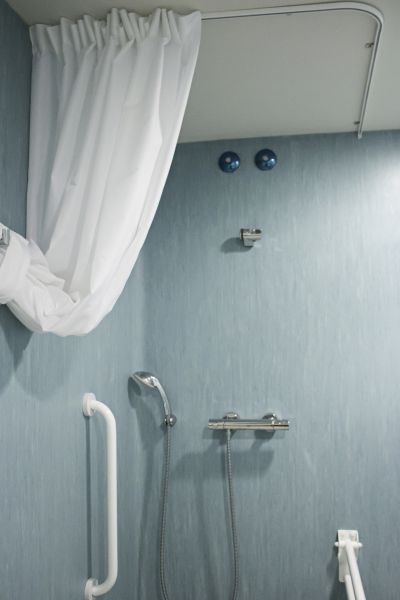 Senior Shower Installation in Franklin
