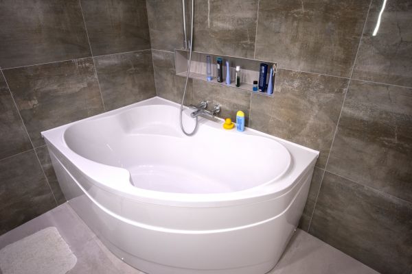 Large Bathtub Installation in Franklin