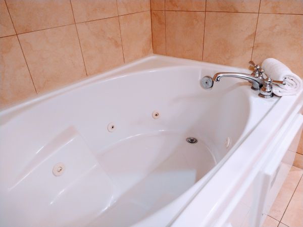 Acrylic Tub Installation in Franklin